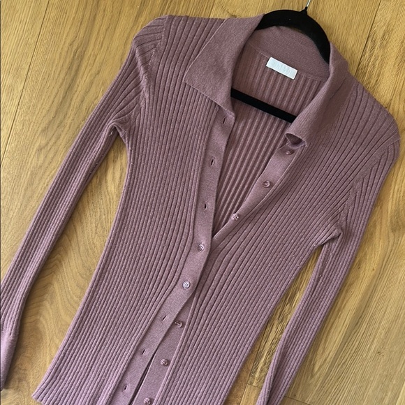 Mauve Ribbed Button-Up Cardigan - Picture 3 of 5